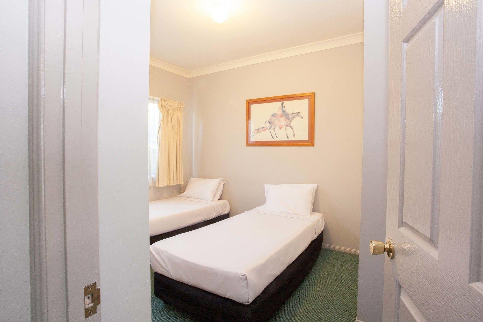 Springwood Motor Inn Εξωτερικό φωτογραφία